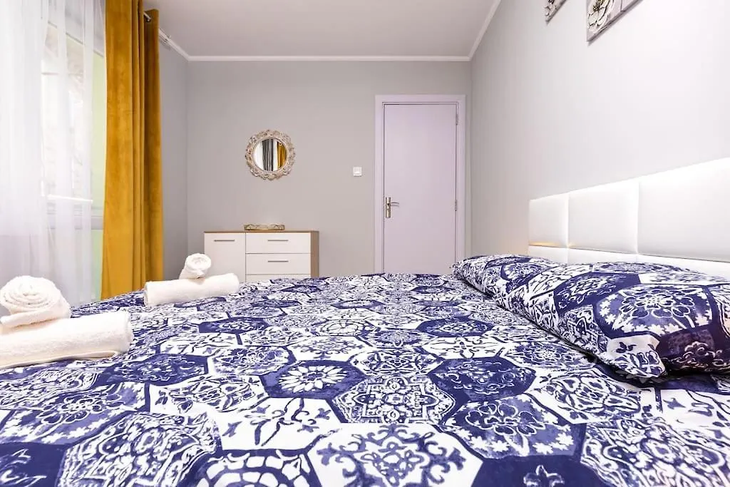 Daire Central Apt 'Selin' Walking Distance To Center Filibe